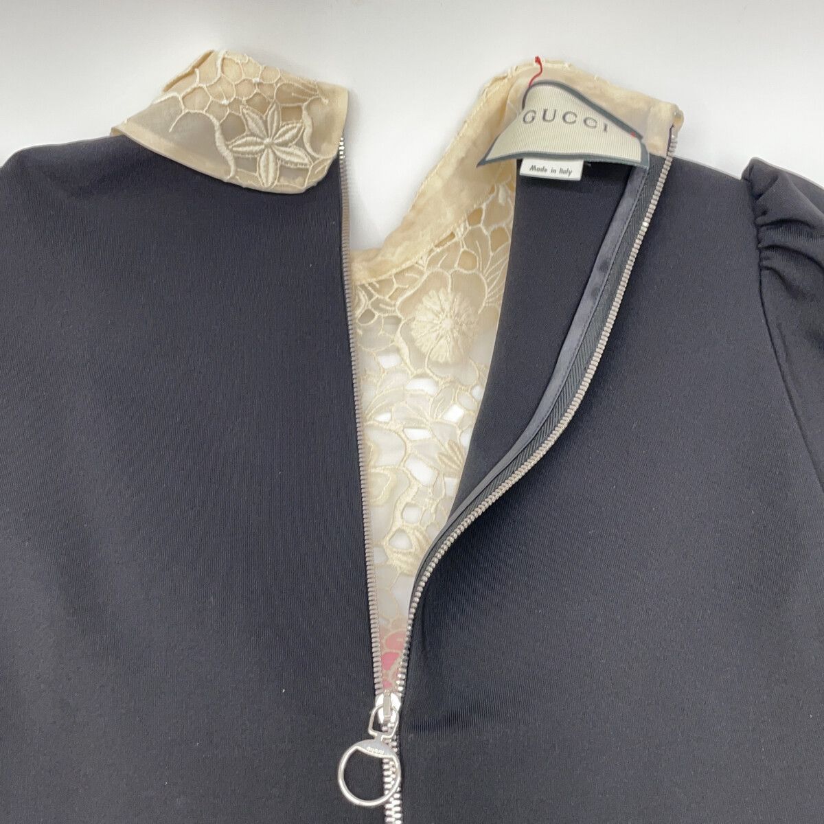 GUCCI グッチ 467502 ブラック×ピンク エンブロイダリーレースカラーリボンデザイン半袖ワンピース S GUCCI グッチ 467502 ブラック×ピンク エンブロイダリーレースカラーリボンデザイン半袖ワンピース S