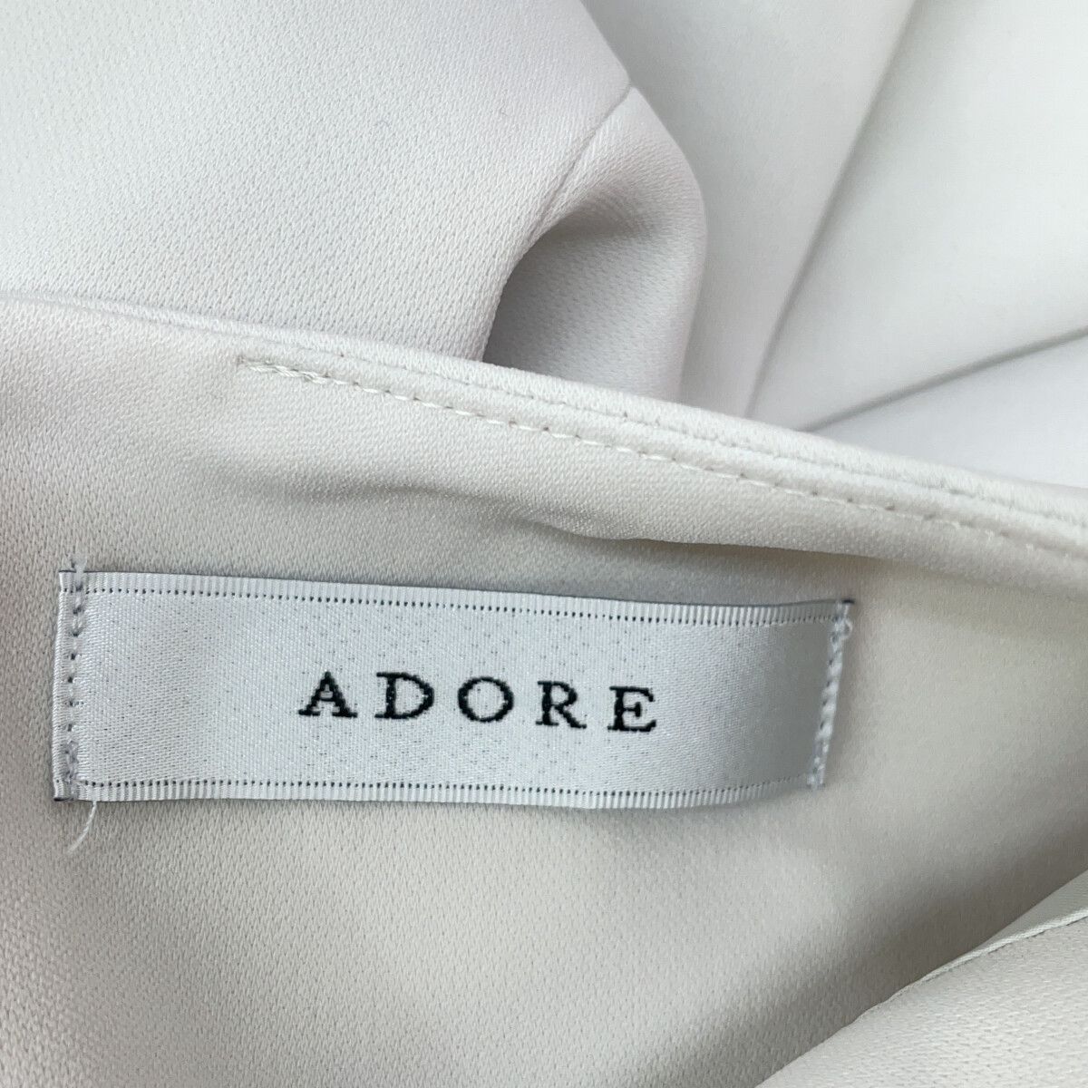 ADORE アドーア 531-5140103 ライトグレー コクーンシルエット ドライミドルジョーゼットワンピース 38 ADORE アドーア 531-5140103 ライトグレー コクーンシルエット ドライミドルジョーゼットワンピース 38