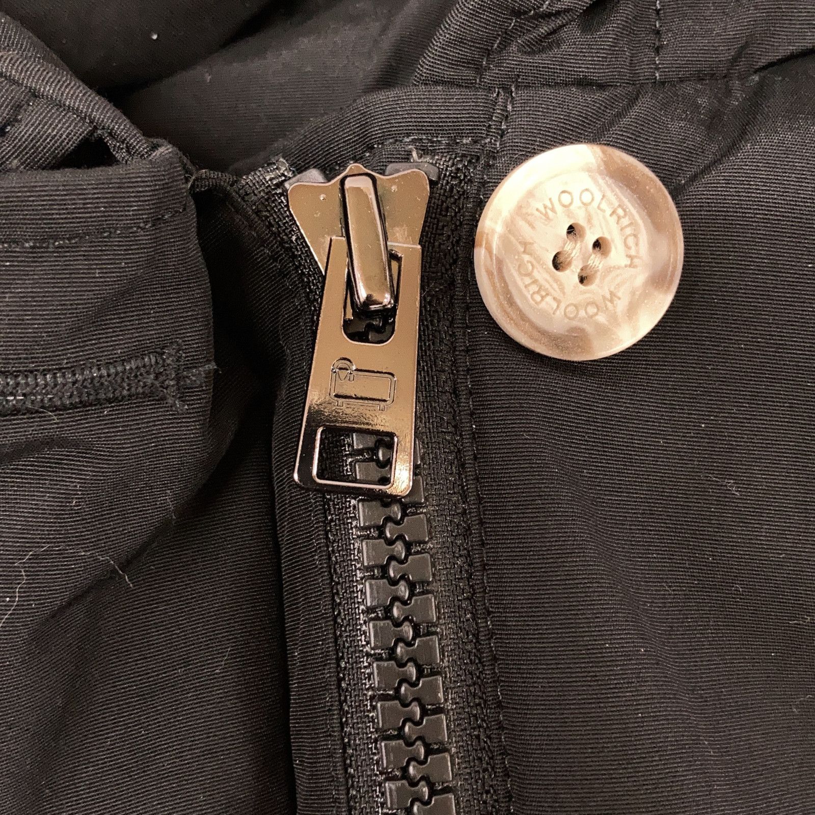 WOOLRICH　ウールリッチ　CFWWOU0538FRUT0001 ブラック ファーフード ダウンジャケット　XS