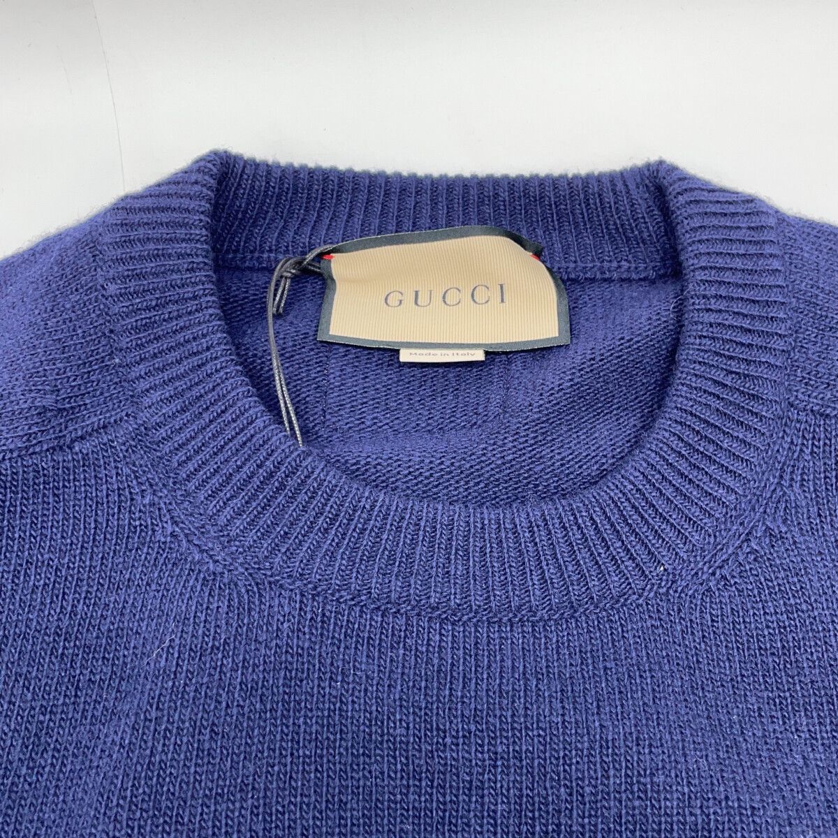GUCCI グッチ 694786 ネイビーウール100 パッチ ニット セーター L GUCCI グッチ 694786 ネイビーウール100 パッチ ニット セーター L