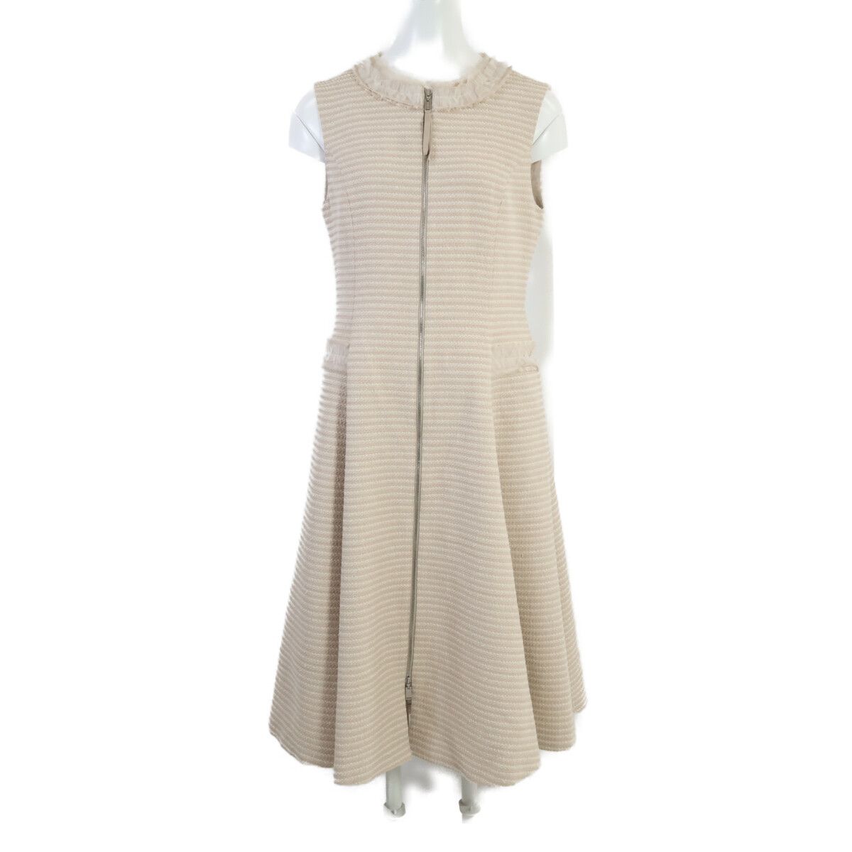 FOXEY フォクシー 【新品同様/25年製】45486 TWEED FETE フロントファスナー ノースリーブ 40 FOXEY フォクシー 【新品同様/25年製】45486 TWEED FETE フロントファスナー ノースリーブ 40