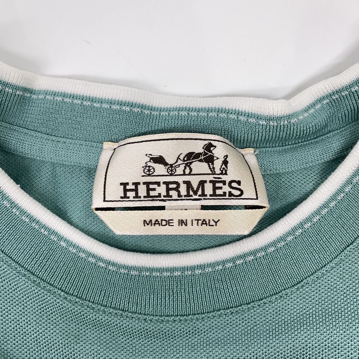 HERMES エルメス ライトブルー H刺繍 半袖Tシャツ XS HERMES エルメス ライトブルー H刺繍 半袖Tシャツ XS