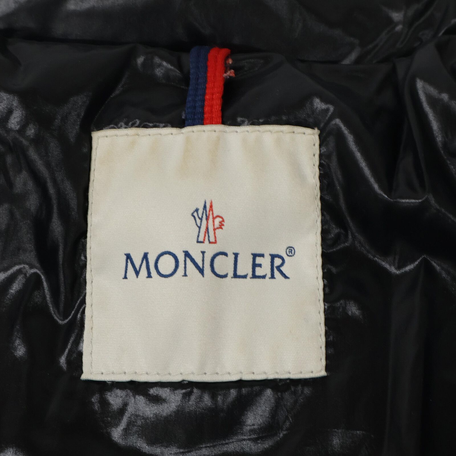 MONCLER モンクレール 10年製 CLAIRY ダウンジャケット O MONCLER モンクレール 10年製 CLAIRY ダウンジャケット O