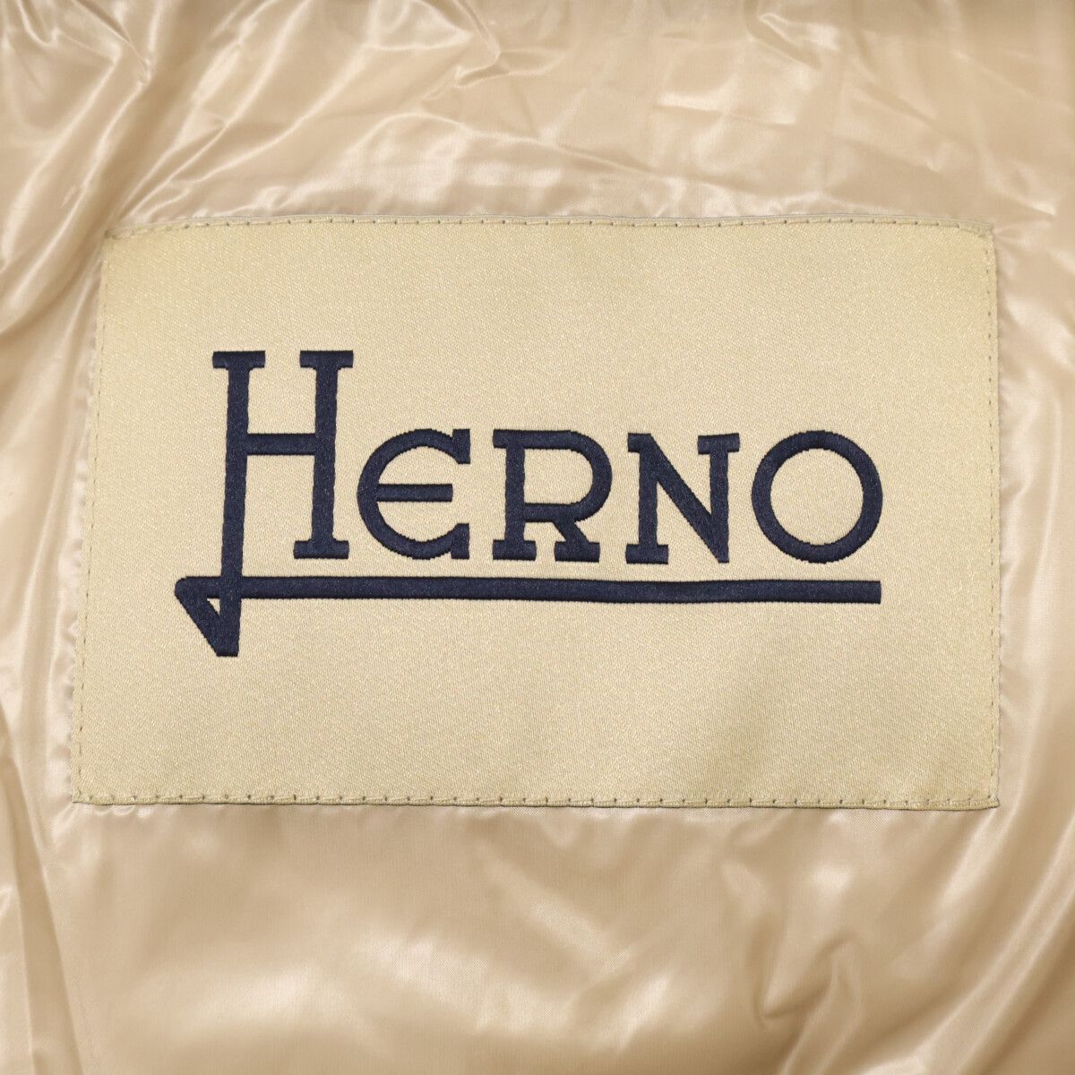 HERNO ヘルノ 新品未使用 サテン&レディオルタナティブ ファー ロングコート 42 HERNO ヘルノ 新品未使用 サテン&レディオルタナティブ ファー ロングコート 42