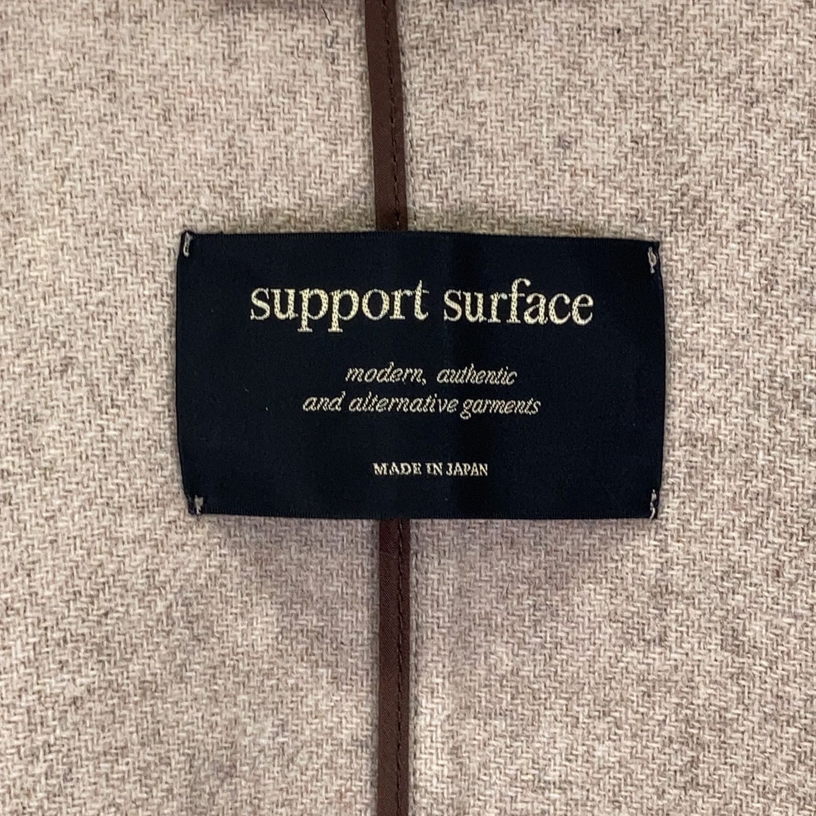 support surface　サポートサーフェス　ベージュ フライフロント ダブルフェイス Aライン ウールポンチョコート　1