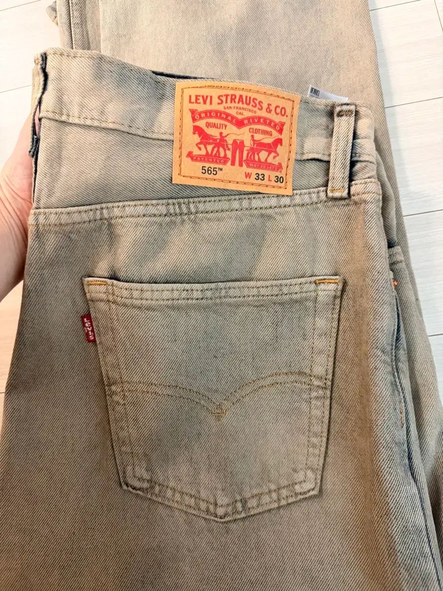 ビームス X リーバイス 565 33/30 新品