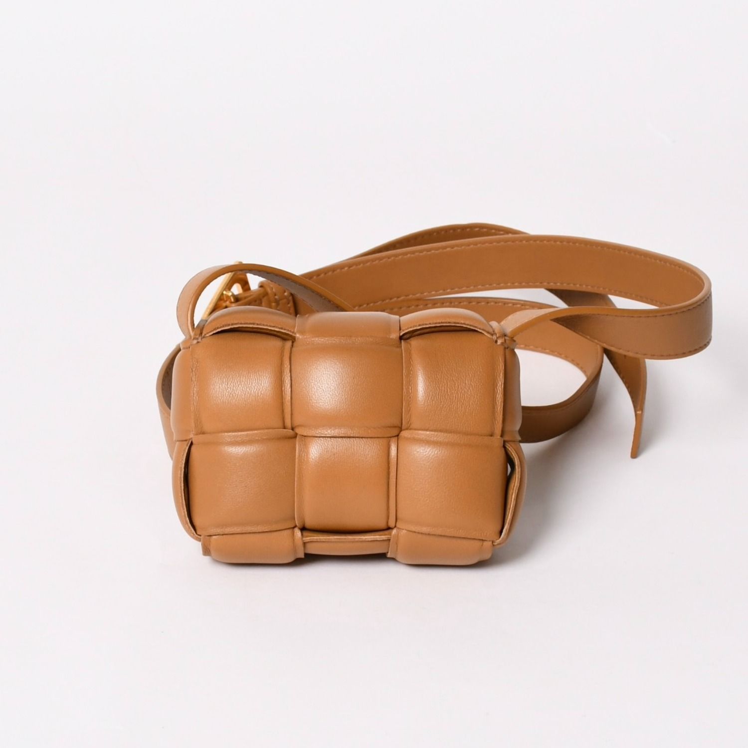 極美品 BOTTEGA VENETA ボッテガ ヴェネタ ショルダーバッグ 