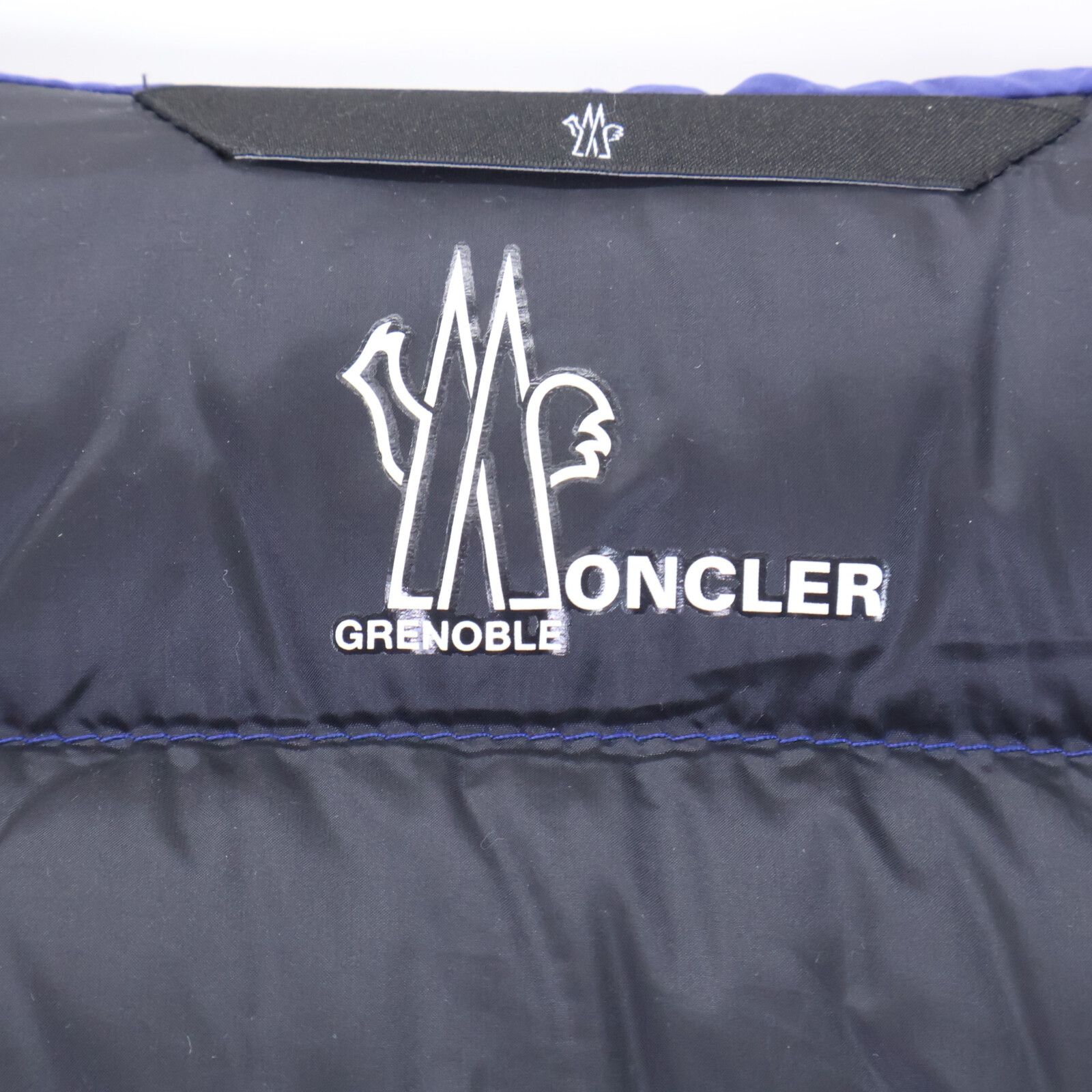 MONCLER　モンクレール　GRENOBLEグルノーブル【新品同様】DAY-NAMICコレクション BARNAVE フーディダウンジャケット　4