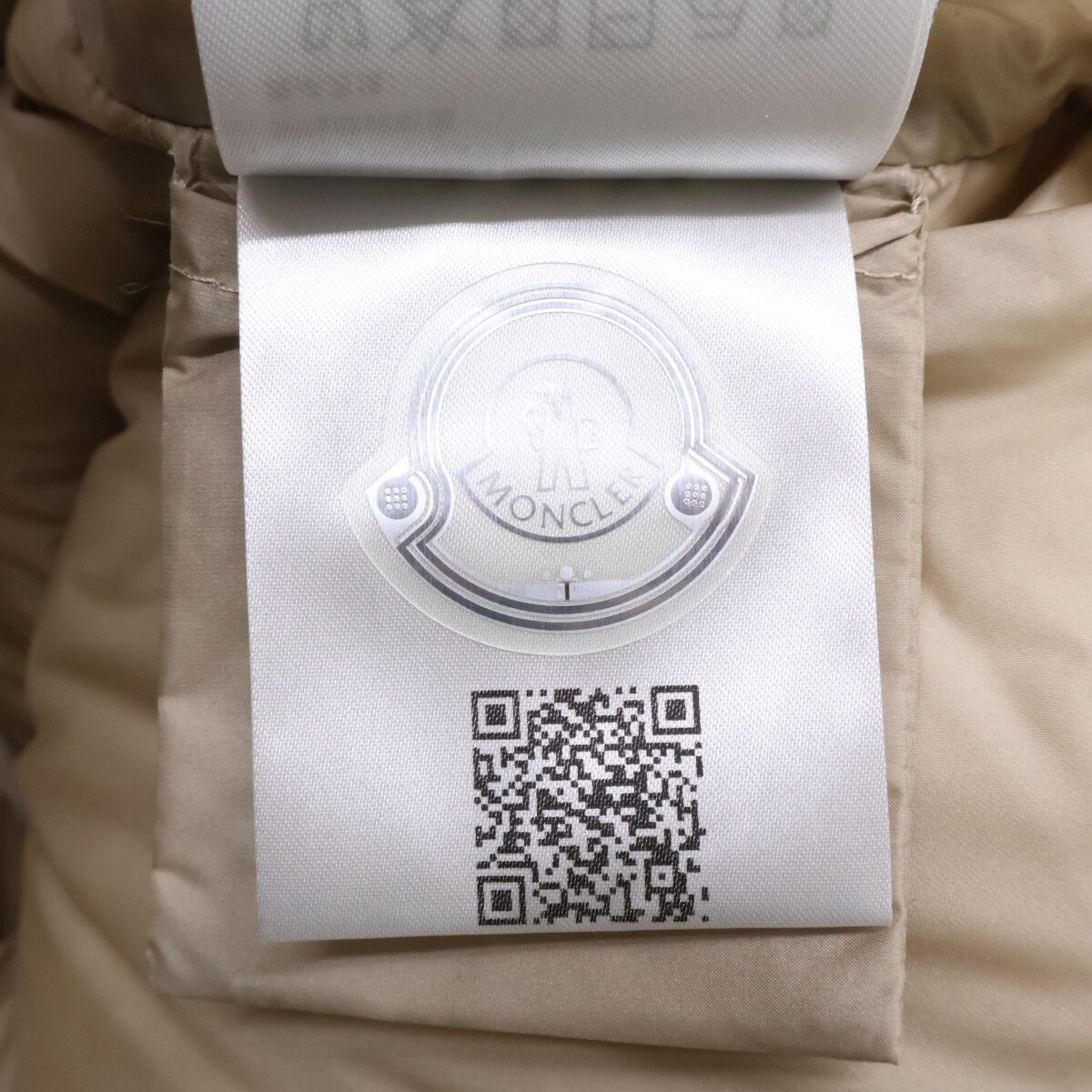 MONCLER モンクレール 23年製 BESBRE/ベスブレ ベージュ コーデュロイ パテッドダウンジャケット 4 MONCLER モンクレール 23年製 BESBRE/ベスブレ ベージュ コーデュロイ パテッドダウンジャケット 4