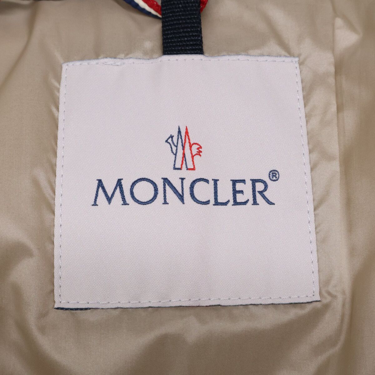 MONCLER モンクレール 23年製 BESBRE/ベスブレ ベージュ コーデュロイ パテッドダウンジャケット 4 MONCLER モンクレール 23年製 BESBRE/ベスブレ ベージュ コーデュロイ パテッドダウンジャケット 4