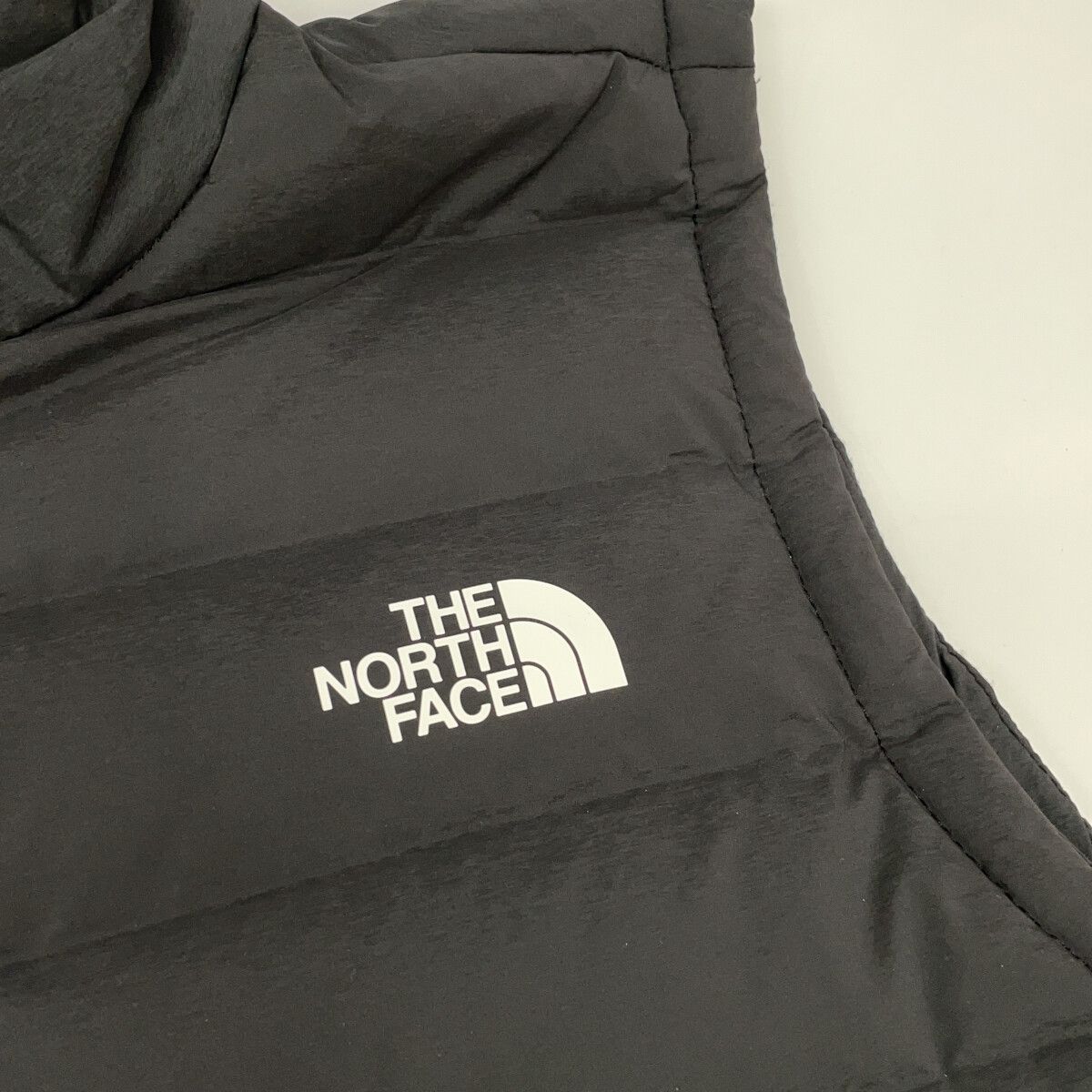 THE NORTH FACE　ノースフェイス　NF0A7UJR ブラック×ブルー BELLEVIEW STRETCH DOWN VEST/ ベルビュー ストレッチダウンベスト　L