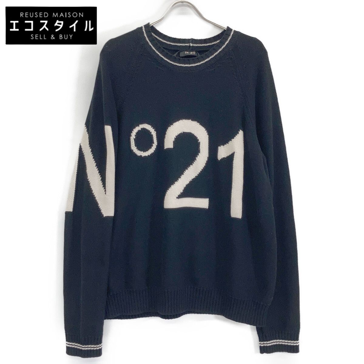 N゜21　ヌメロ ヴェントゥーノ　24年 ブラック ビッグロゴクルーネックニット 24SU-A015-7523-3496　52