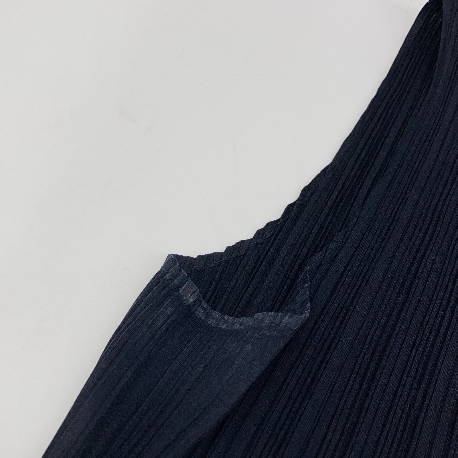 PLEATS PLEASE　プリーツプリーズ　PP05ーJH001 ネイビー プリーツ ワンピース　3