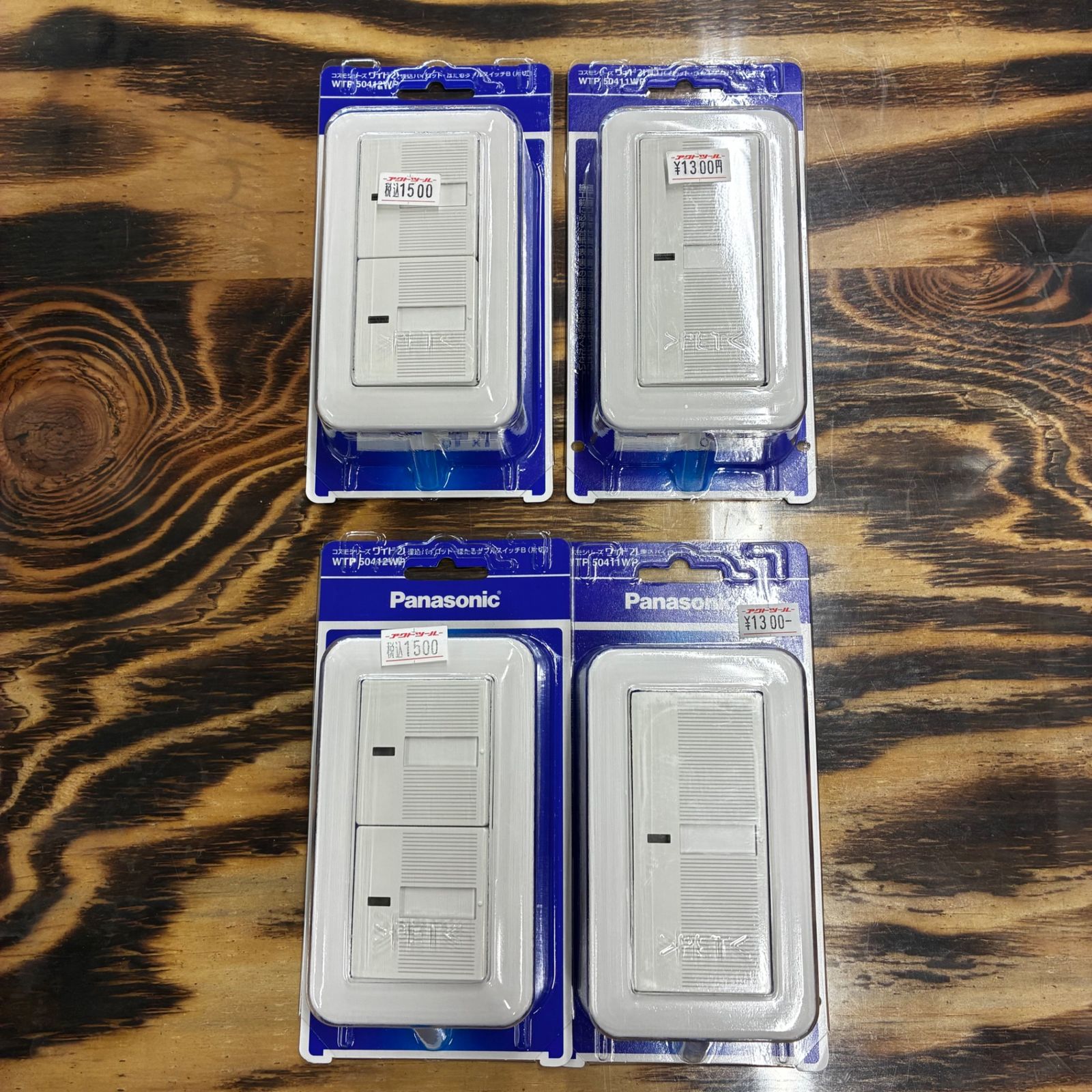 【未使用品】パナソニック Panasonic コスモワイド埋込パイロット・ほたるスイッチ WTP50412WP WTP50421WP 4個セット 【越谷店】