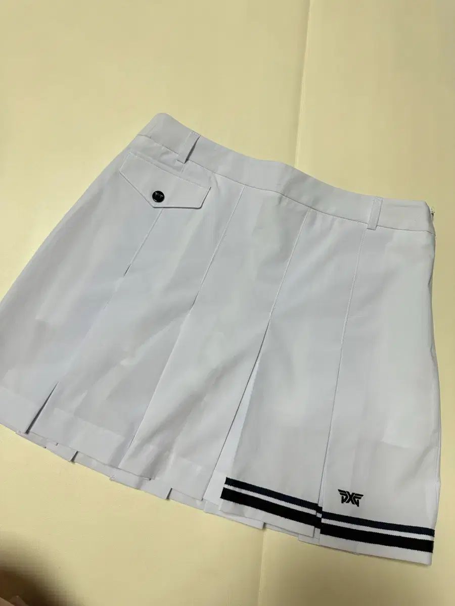 (状態SS) PXG 機能性 アシメントリーパータン ロゴ キュロット 55-66