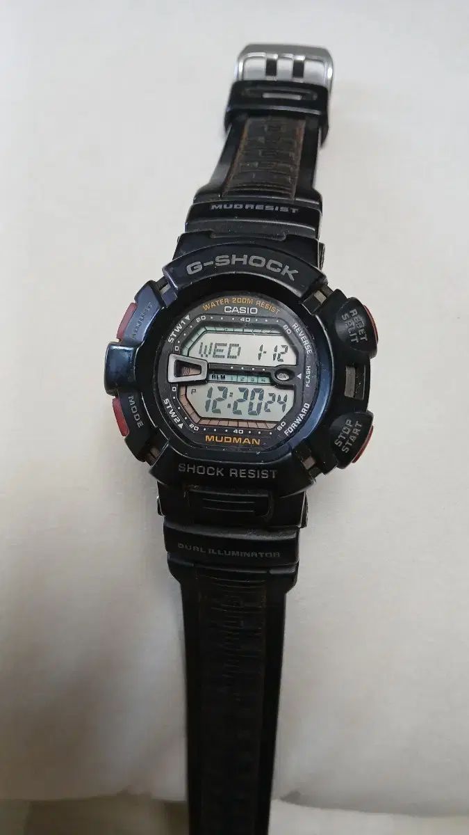 カシオ G-SHOCK マッドマン DW-8400 時計