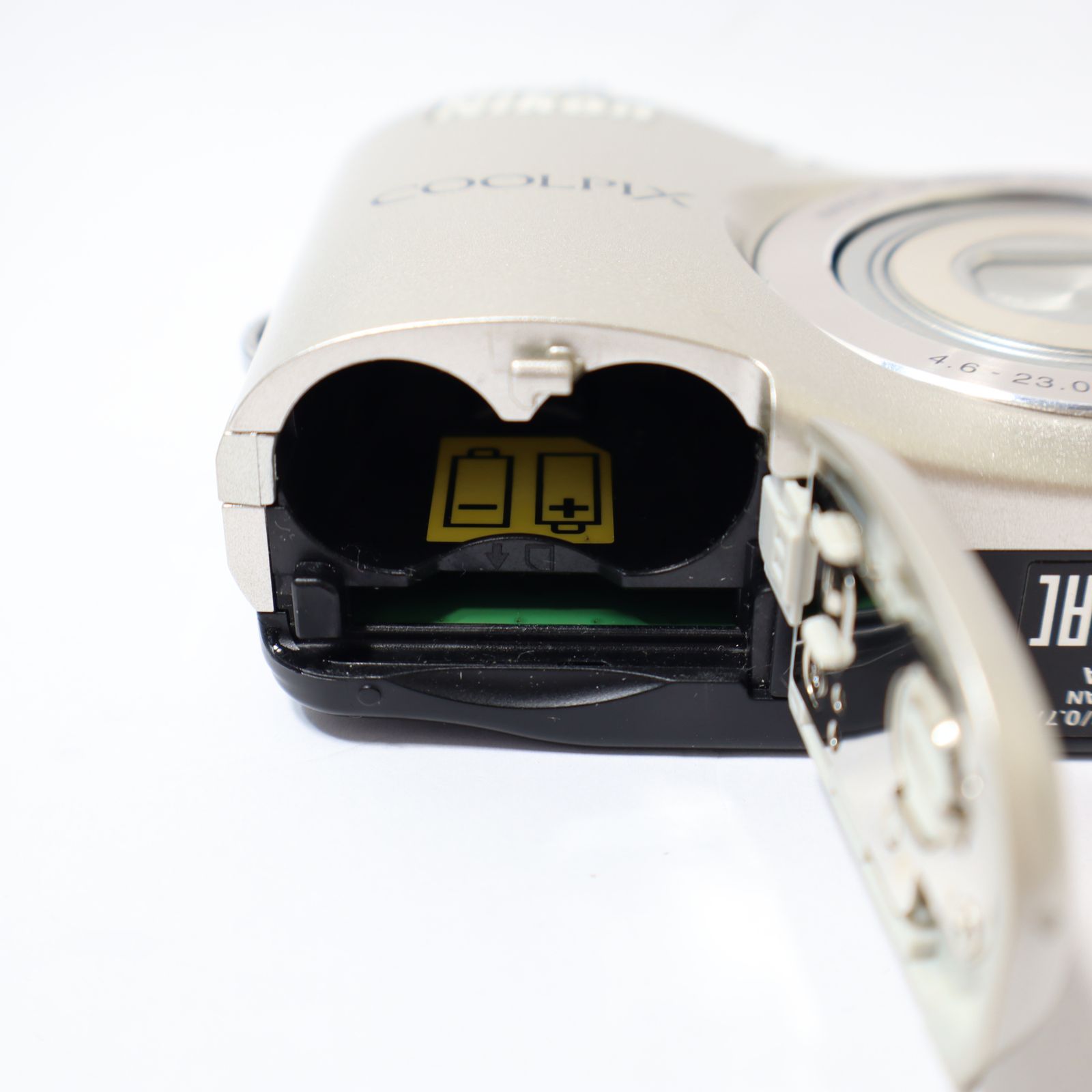 デジカメ　Nikon COOLPIX L30 動作確認済み 乾電池式 Nikon COOLPIX L30 乾電池式 動作確認済み デジタルカメラ コンパクト