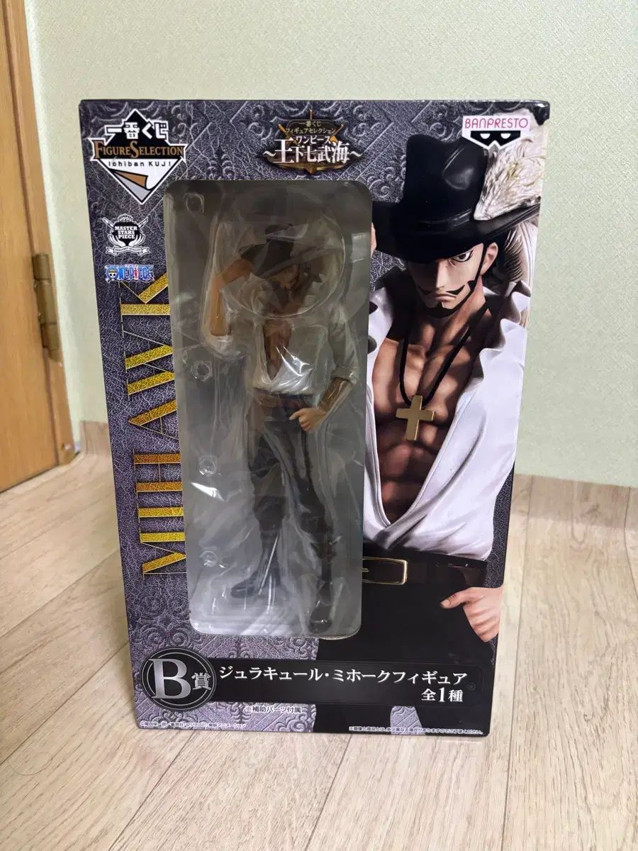 未開封新品) ONE PIECE 쥬라큘 ミホーク フィギュア