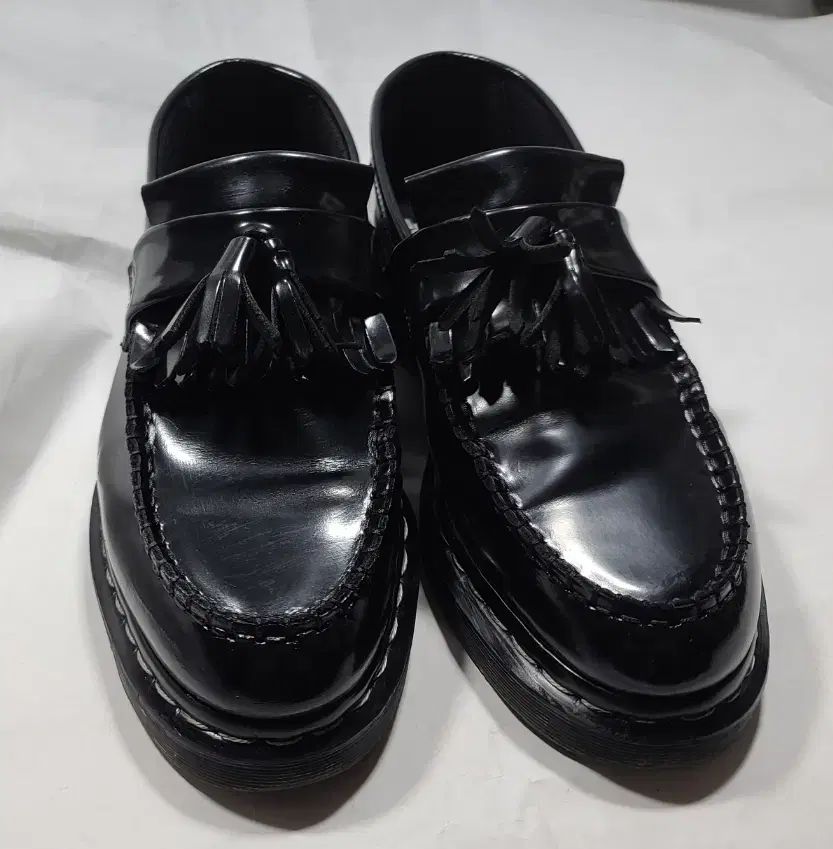 DR. MARTENS ドクターマーチン タッセルローファー Uk8サイズ (265 270)