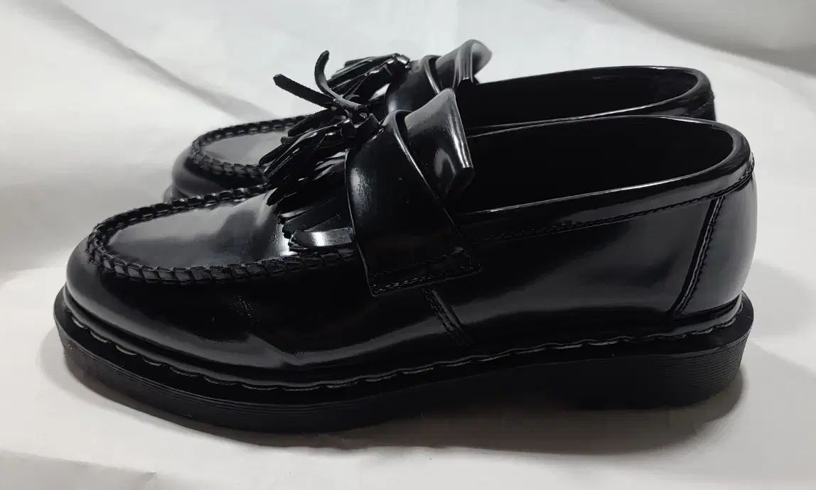 DR. MARTENS ドクターマーチン タッセルローファー Uk8サイズ (265 270 