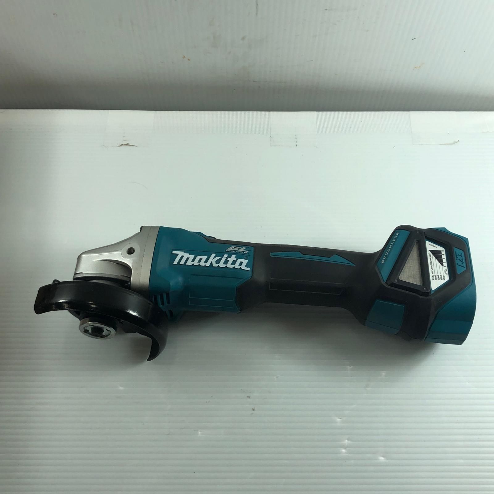 MAKITA マキタ グラインダー 100mm 18v 本体のみ GA412D ブルー