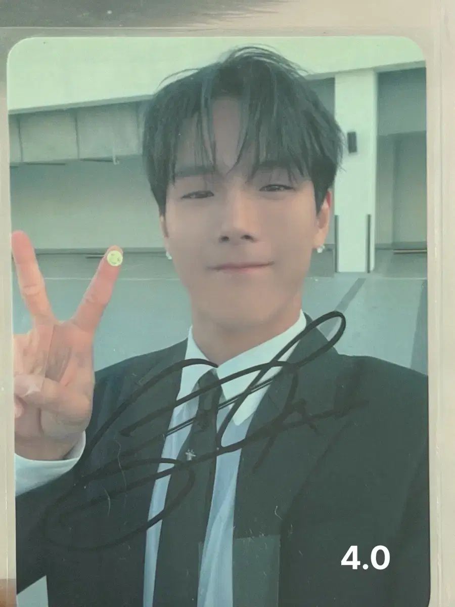 MONSTA X サイントレカ ショヌ SHOWNU MONSTA X ショヌ(SHOWNU) サイン トレカ 出品