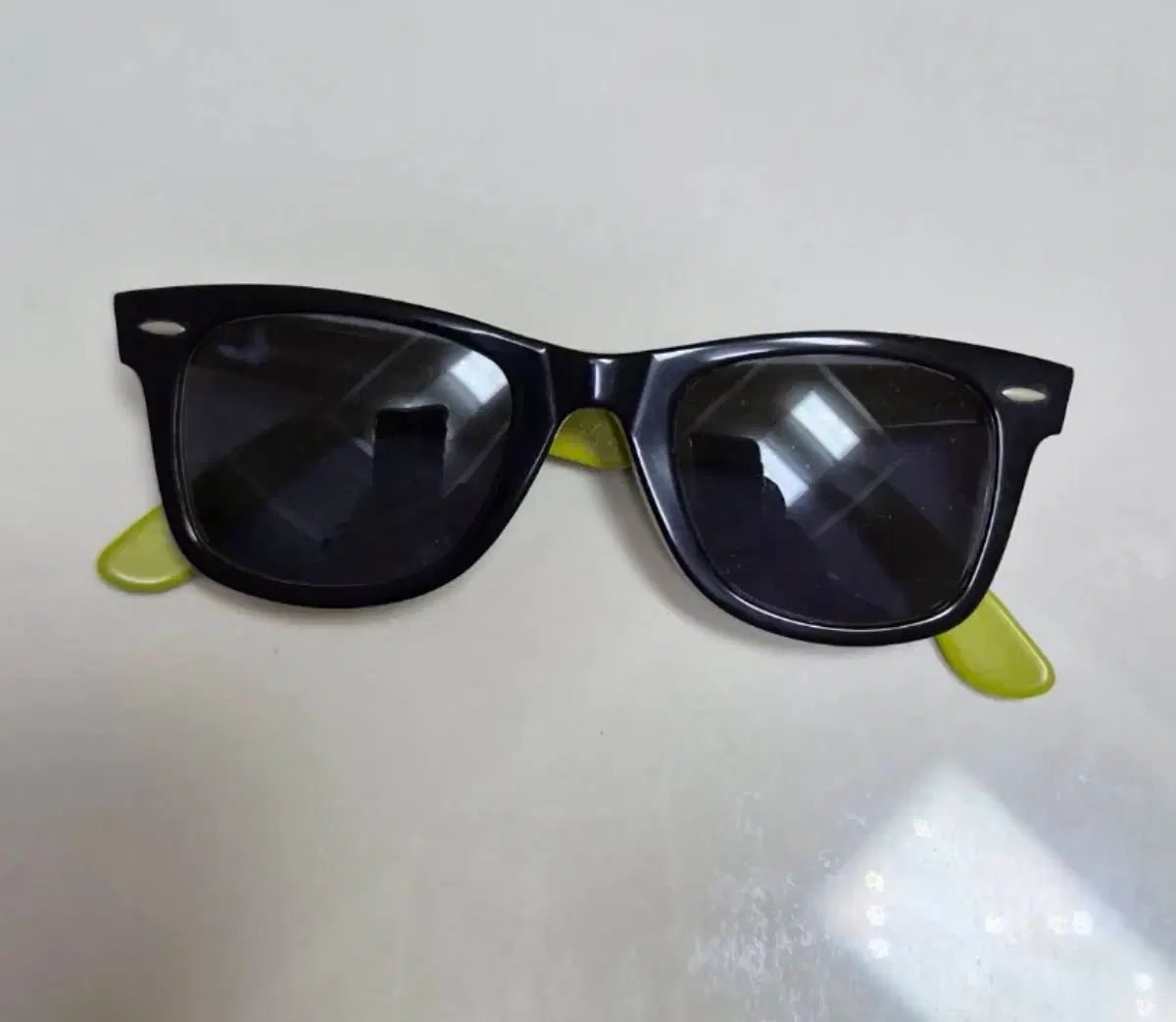 Rayban 2140-a 50サイズ 8,671円