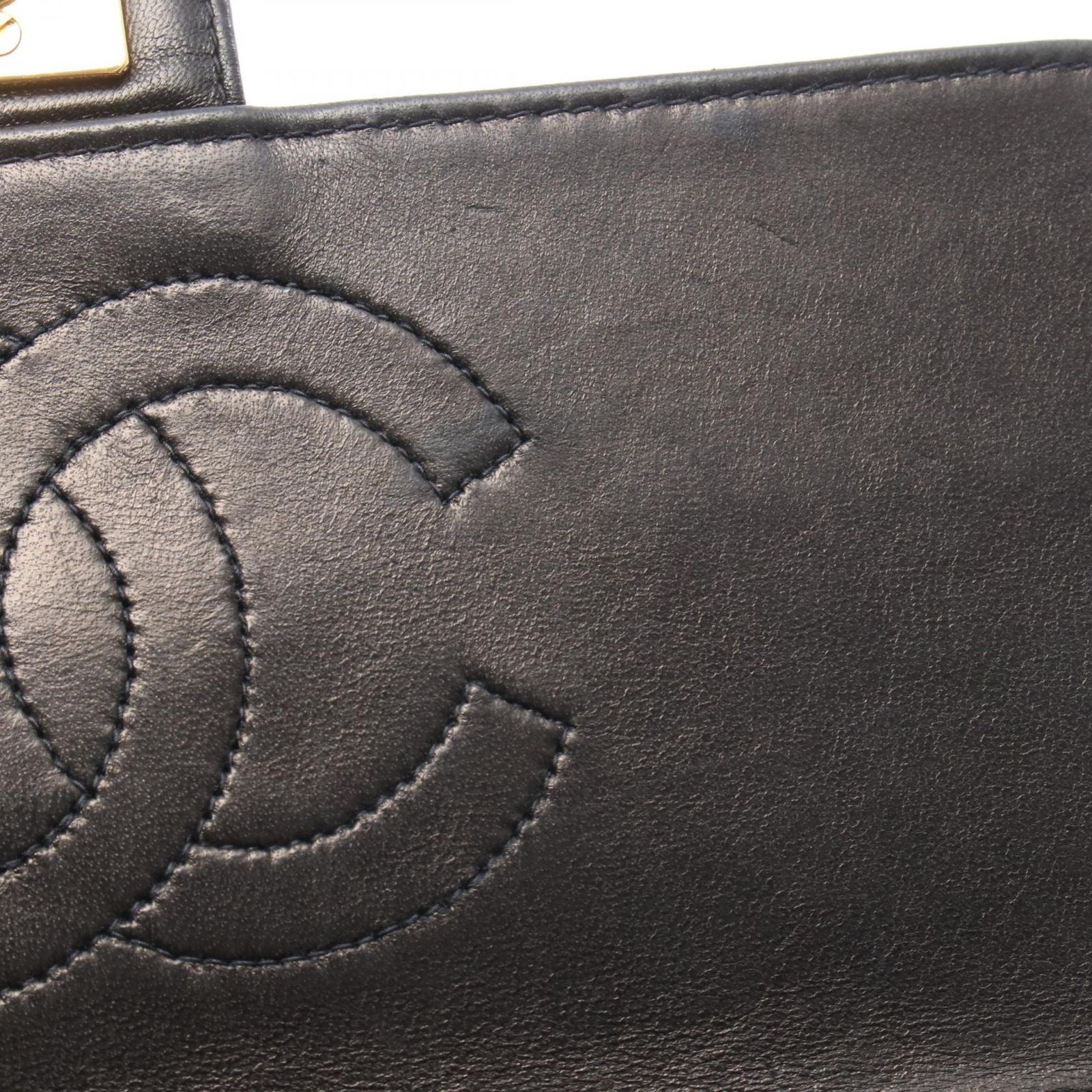 シャネル CHANEL ショルダーバッグ マトラッセ シングルフラップ 