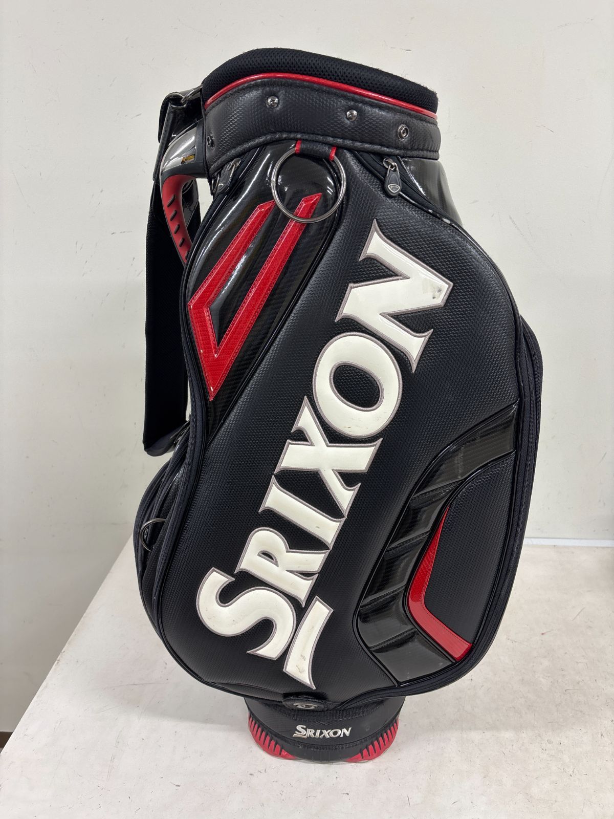 超メルカリ市最終日値下げSrixon キャディバッグ ホワイト/ブラック/ブルー 送料無料【人気】SRIXON スリクソン Zシリーズ キャディバッグ 5分割