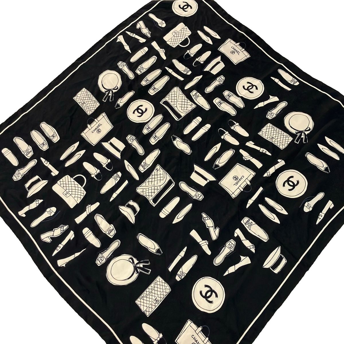 CHANEL(シャネル) スカーフ美品 - 黒×ベージュ ココマーク