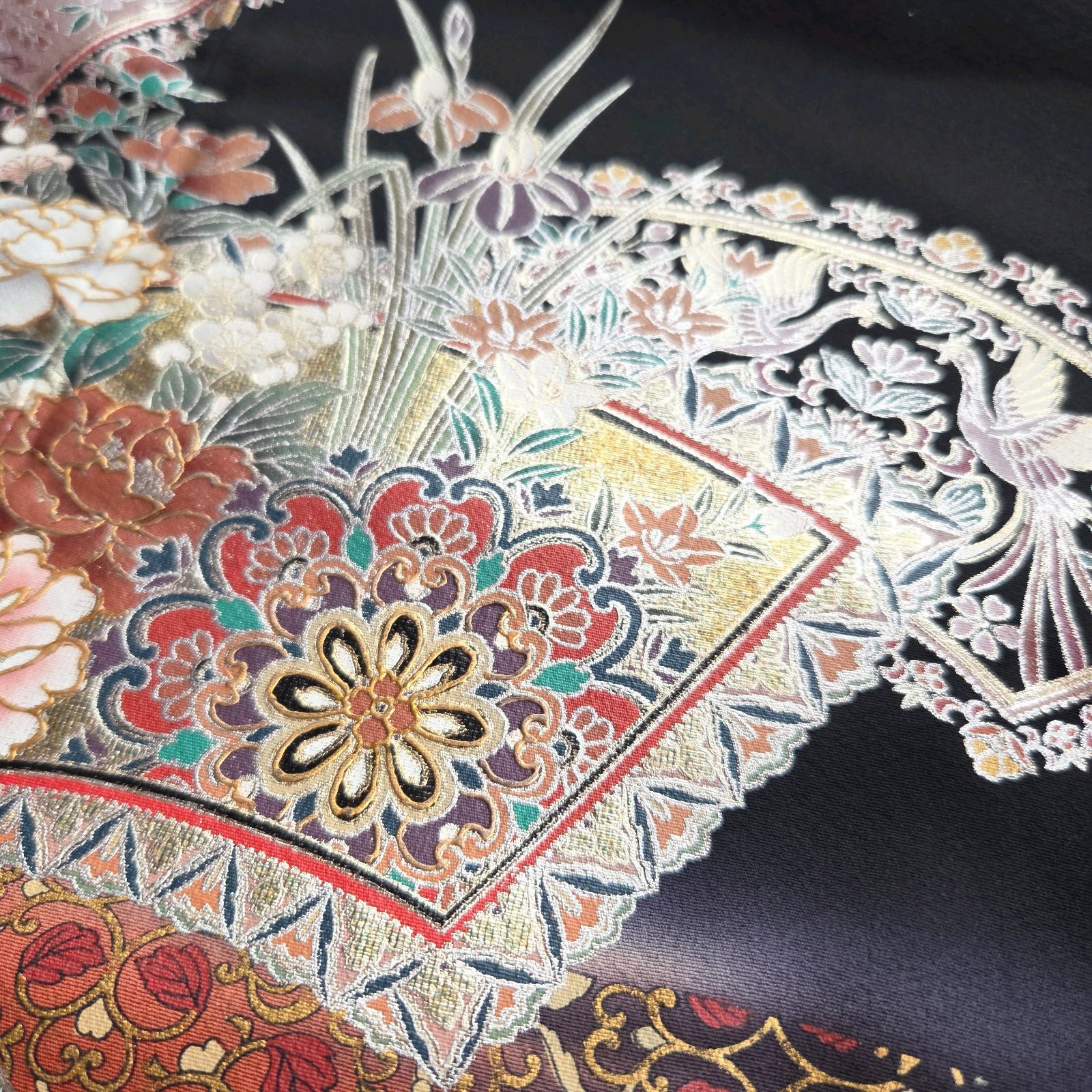 ♥セール♥着物リメイク　作家物　吉祥花文　ロングワンピース　七分袖 着物リメイク ロングワンピース 黒留袖 Aライン マキシ丈 セレモニー