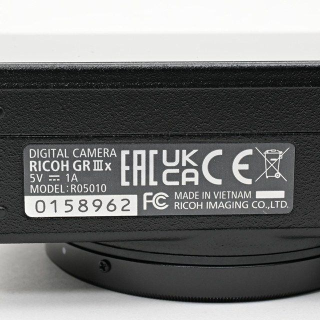 良品＞ RICOH GR IIIx｜高級コンパクトデジタルカメラ｜シャッター数