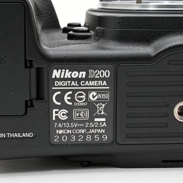 良品＞ Nikon D200 ボディ｜デジタル一眼レフカメラ｜シャッター数