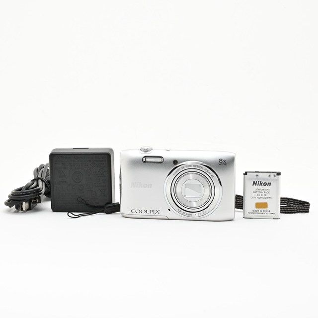 良品＞ Nikon COOLPIX S3600 クリスタルシルバー S3600SL｜2005万画素