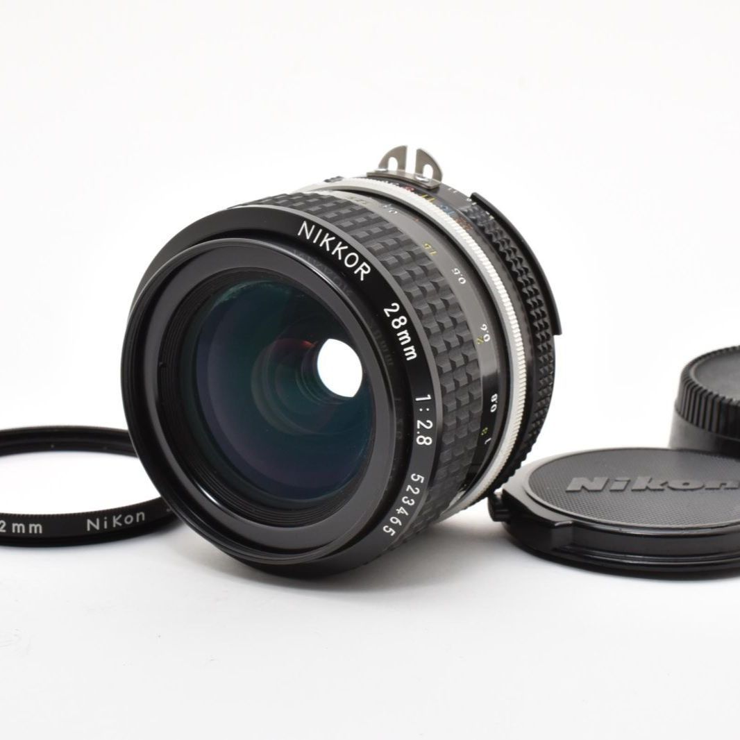 【美品】Nikon Ai Nikkor 28mm F2.8 広角単焦点レンズ Nikon L1Bcフィルター付 MF Fマウント