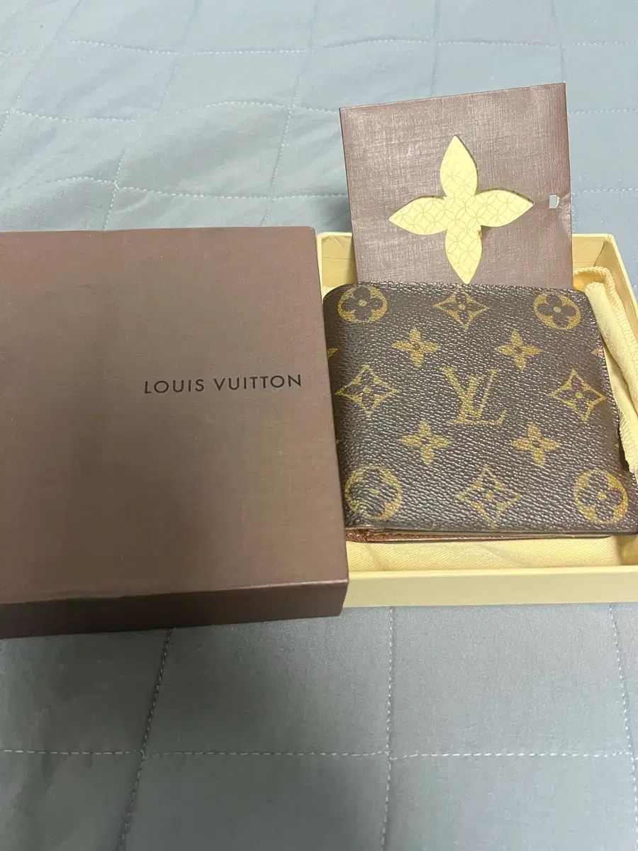 Louis Vuitton ルイヴィトン マルコ 二つ折り財布