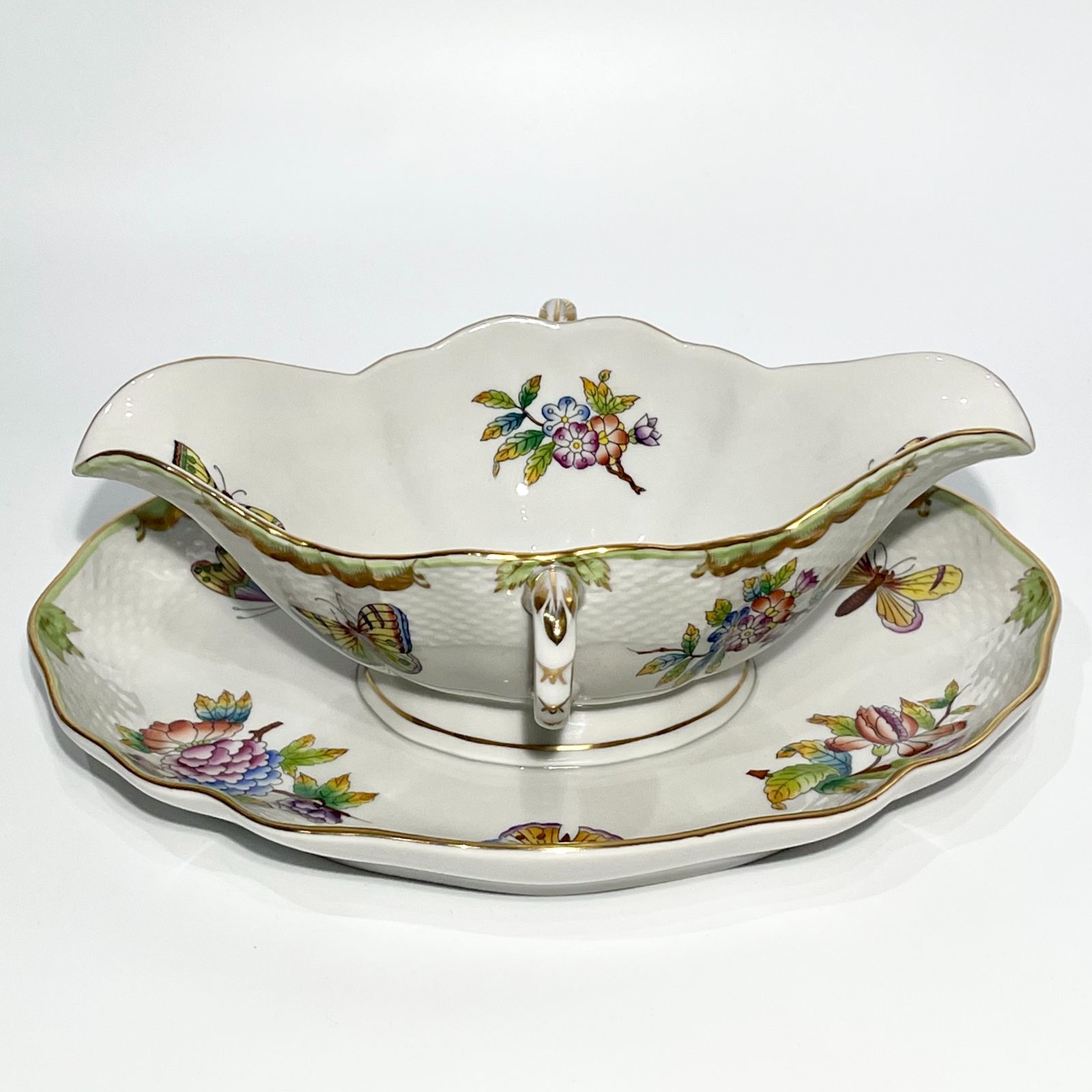ヘレンド　ヴィクトリアブーケ　グレービーソースボート / HEREND Queen Victoria (Green Border)　Gravy Boat