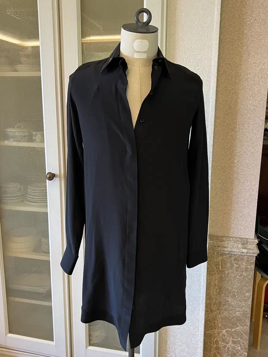 GIVENCHY ロング ブラック シルク シャツ