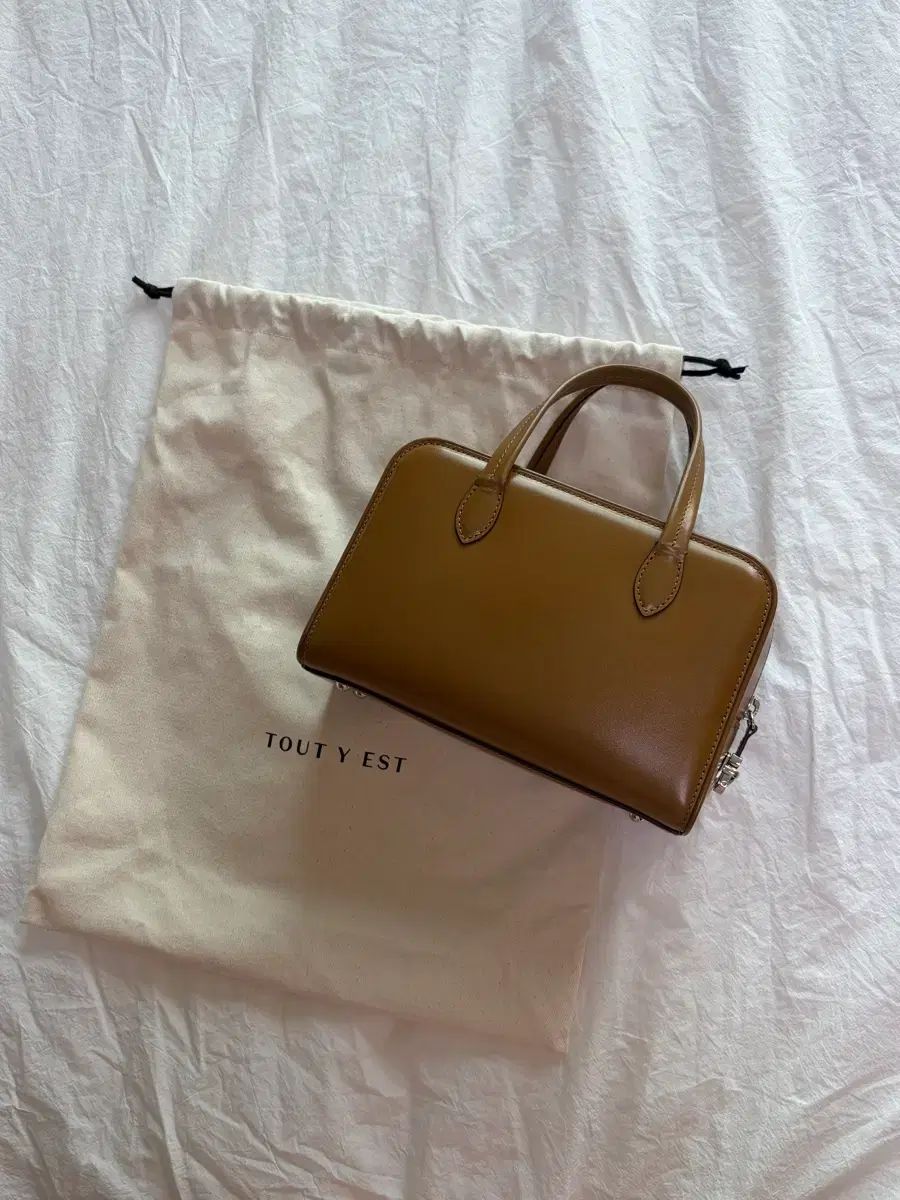 TOUT Y EST LOQUET BAG ロケットバッグ ミニ