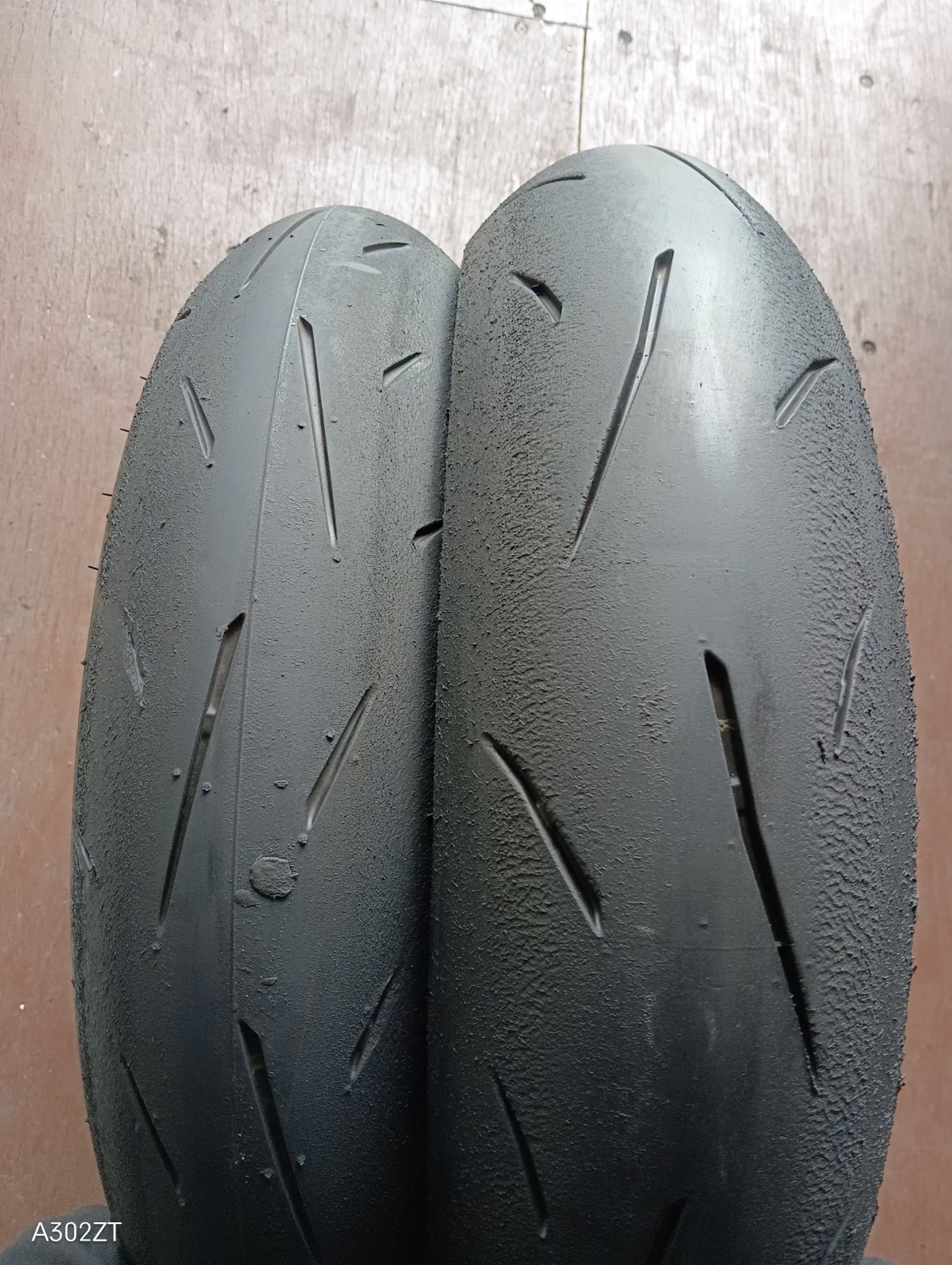 ダンロップ α-13SP 前後セット 110/70R17 140/70R17 D3-49