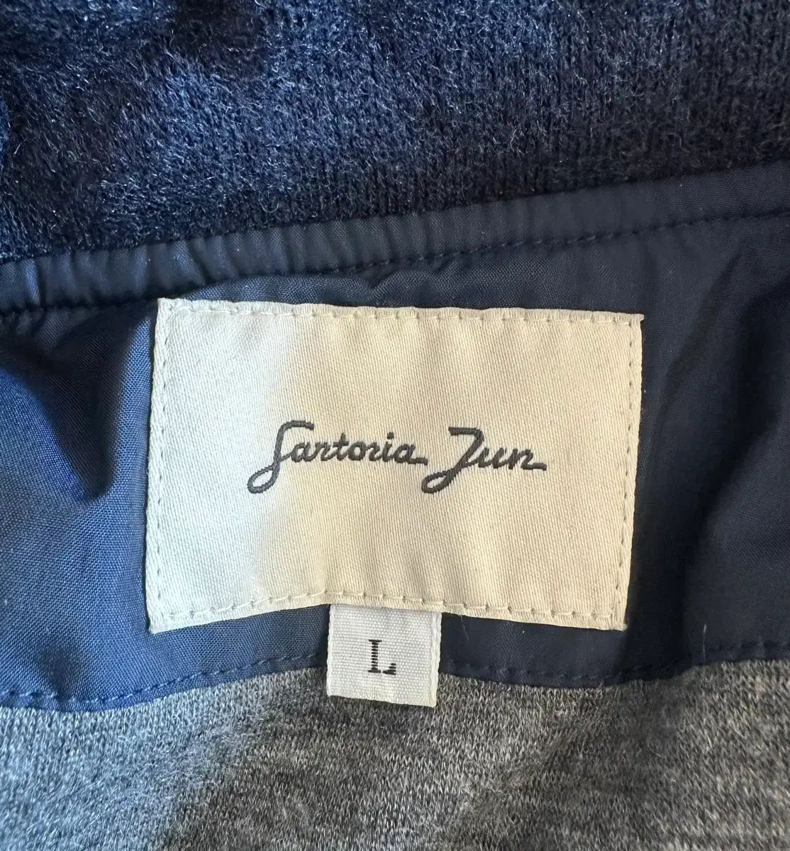 サルトリアジュン ベスト 出品