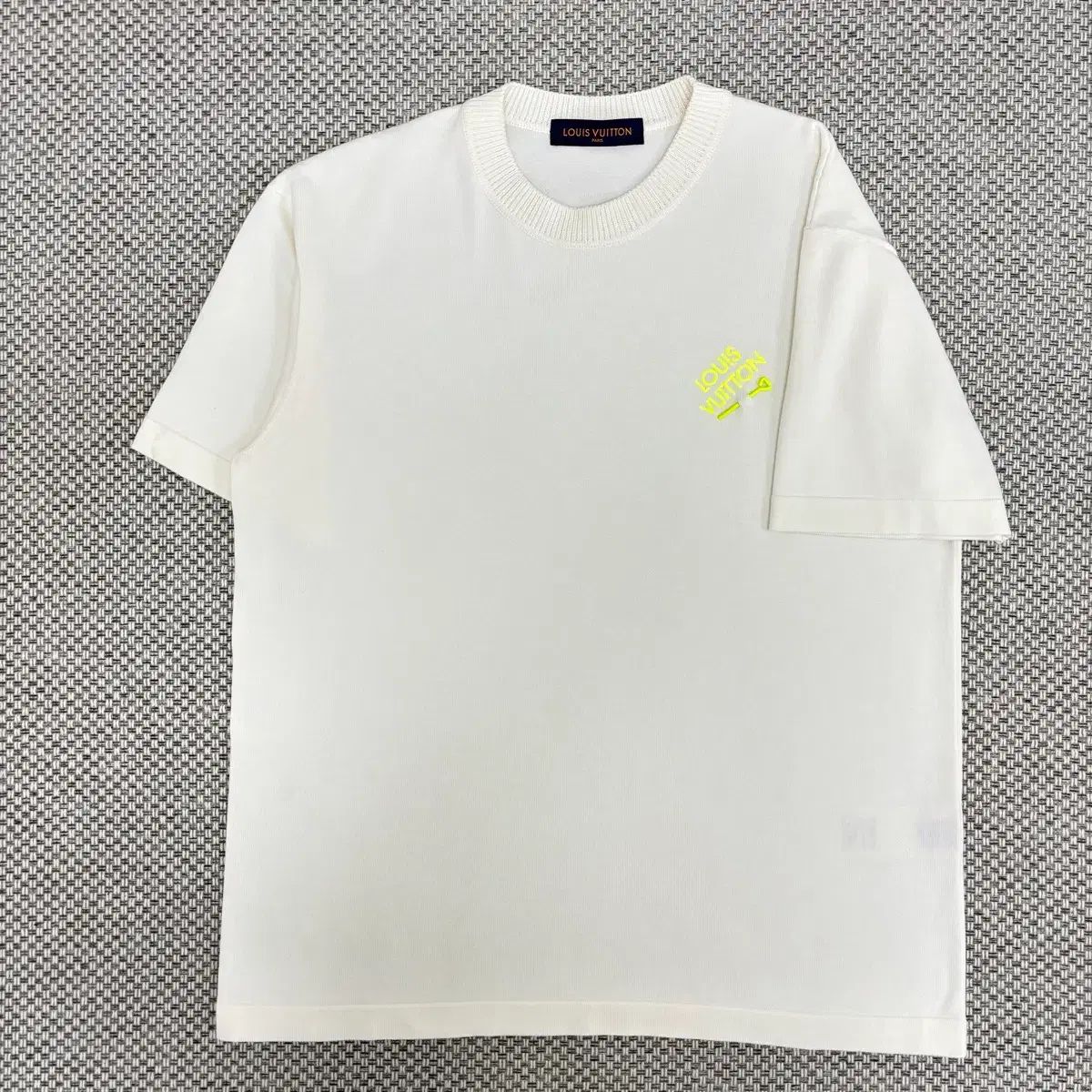 L ルイヴィトン LVロゴ 半袖Tシャツ