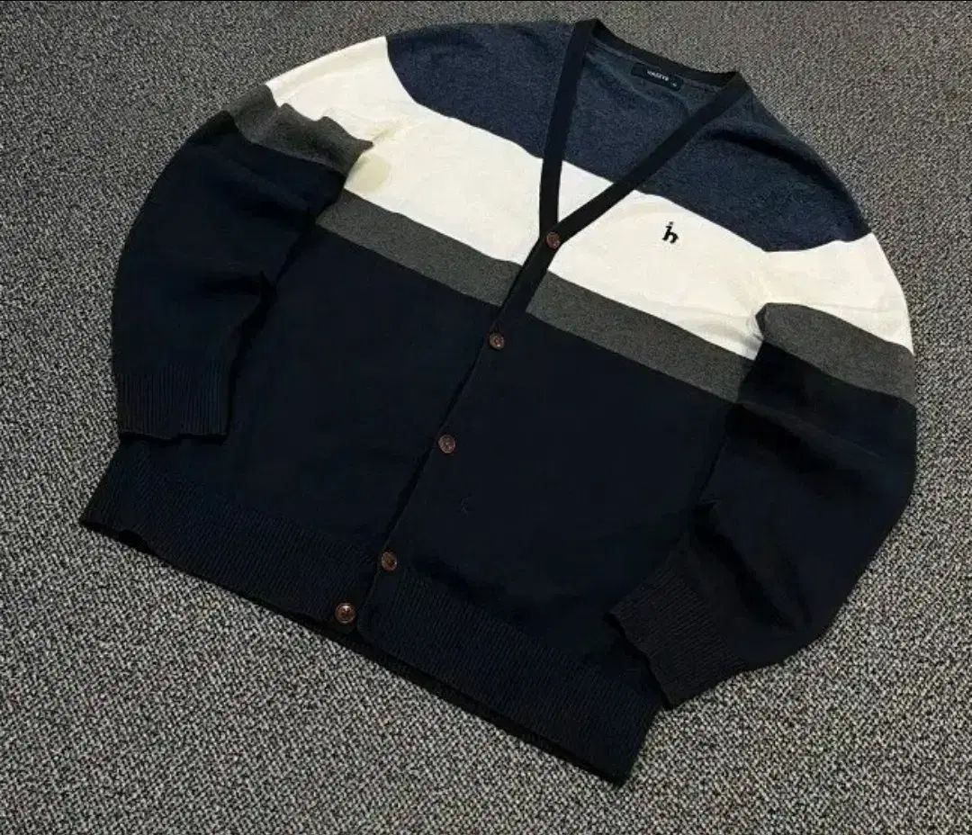 HAZZYS へジス カーディガン 95/M