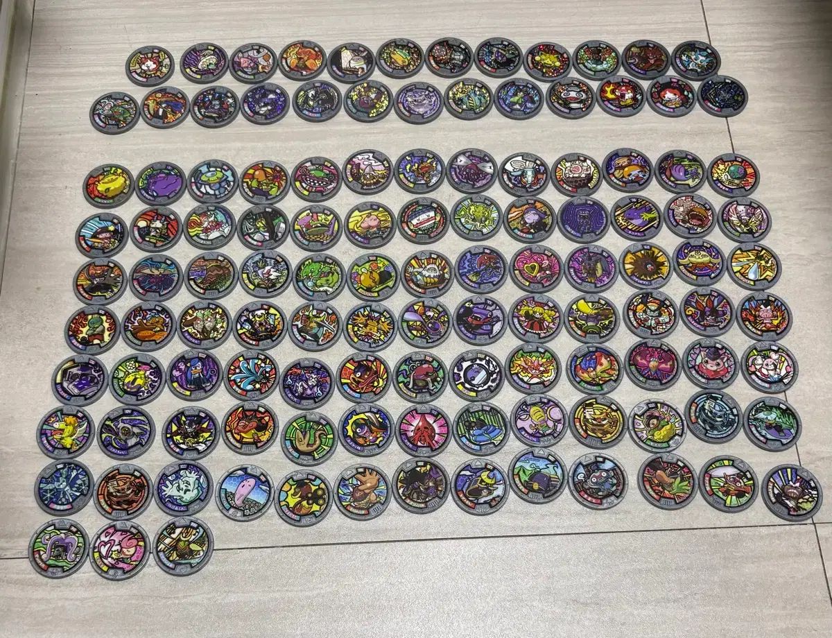 正規品 妖怪ウォッチ 妖怪メダル 出品