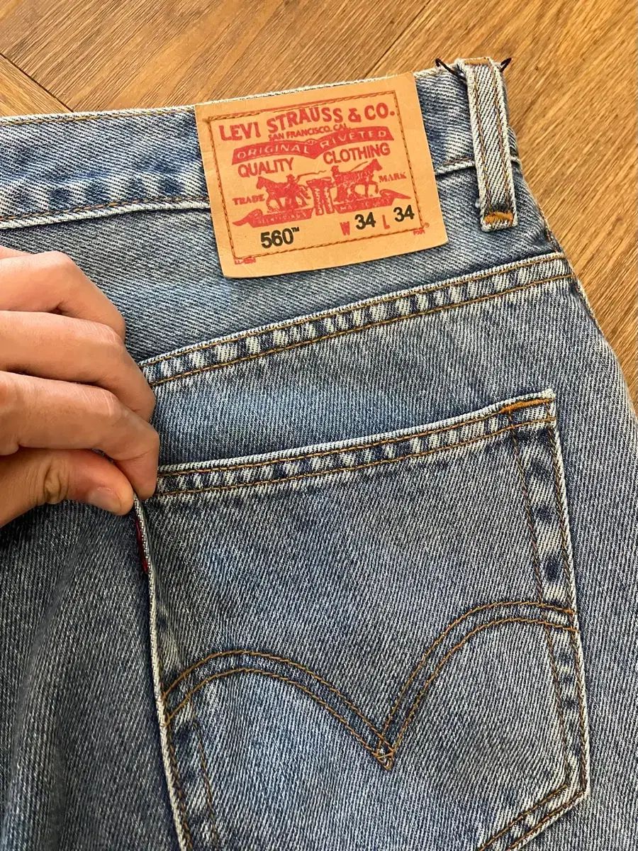 N218 リーバイス 560 デニムパンツ