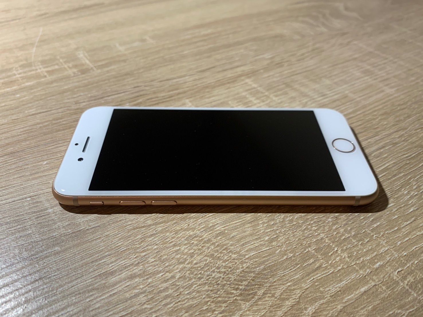 iPhone 8 64GB ゴールド 動作確認済 美品 SIMロックなし - メルカリ
