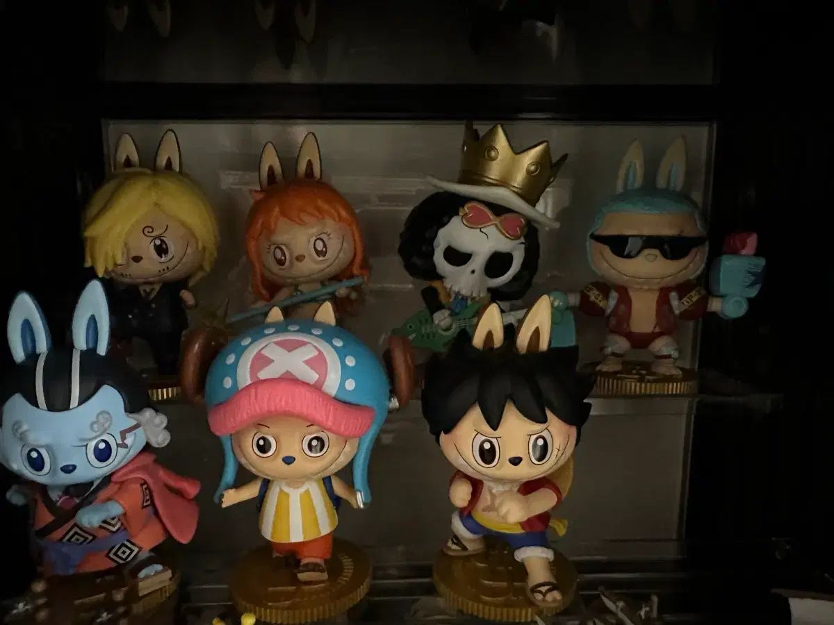 Labubu ONE PIECE フィギュア まとめ 出品