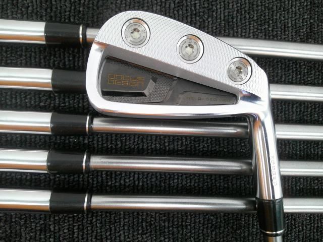 中古 アイアンセット ドゥーカス RELOADED NEO SILVER/trpx IRON I-90/80/-/0[0188]■松山店