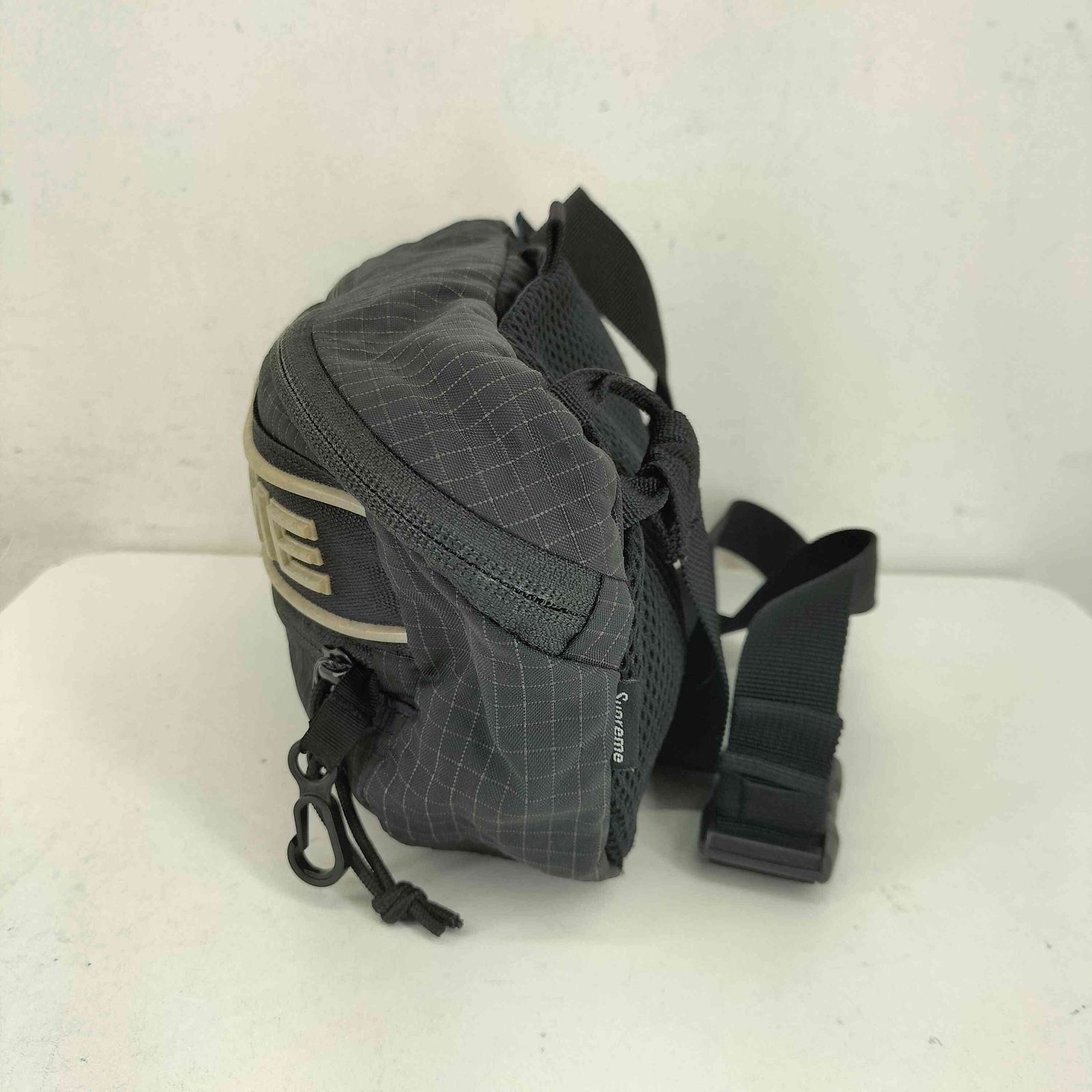 シュプリーム Supreme 23AW Waist Bag メンズ 表記無 - メルカリ