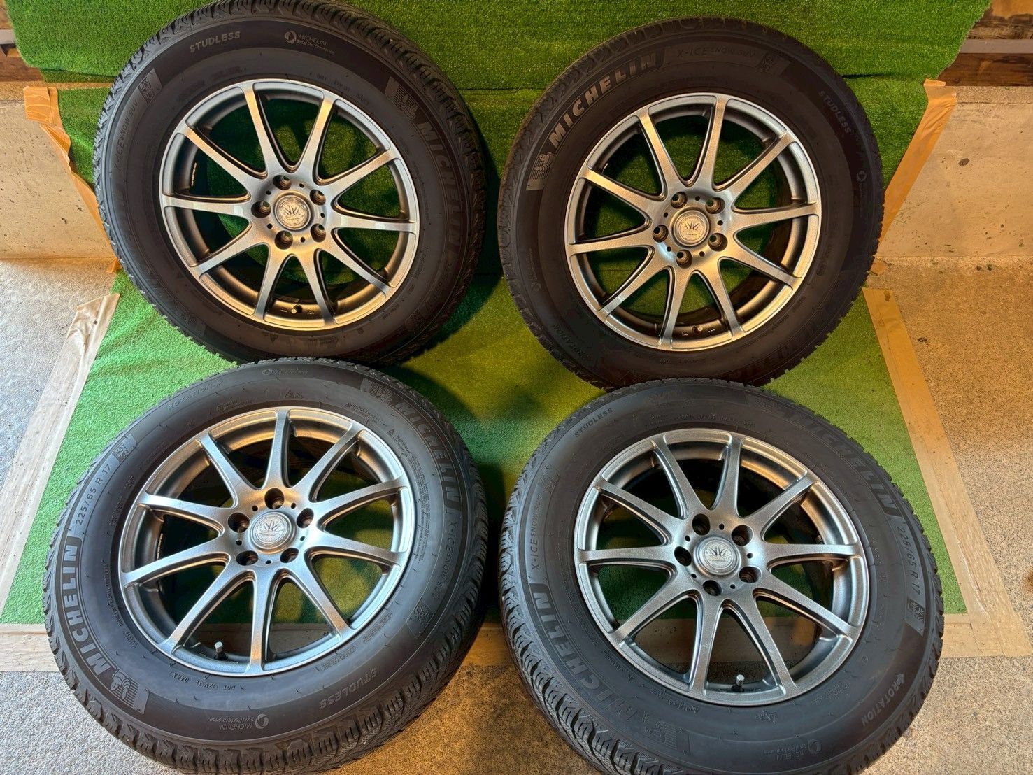 ★マツダ　CX-5　KF2P　スタッドレスホイールセット　225/65R17　送料込み